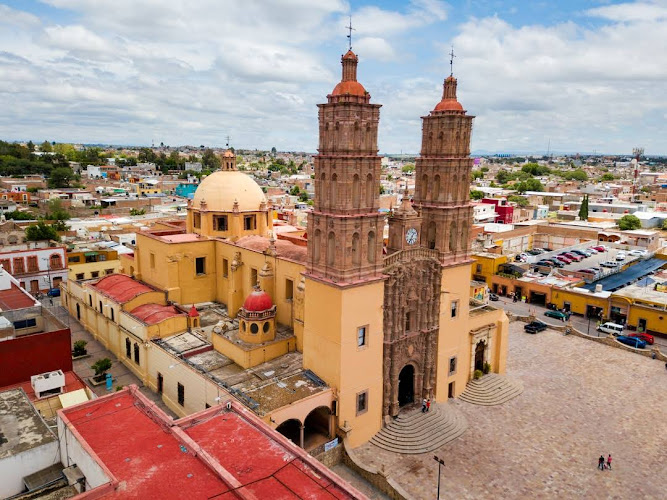 Dolores Hidalgo Cuna De La Independencia Nacional. Revisión Y Opiniones